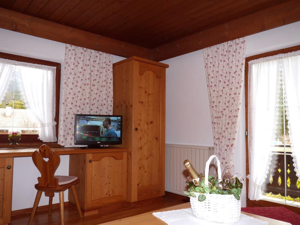 דירות ליוטאש Haus Hoher Sattel חדר תמונה