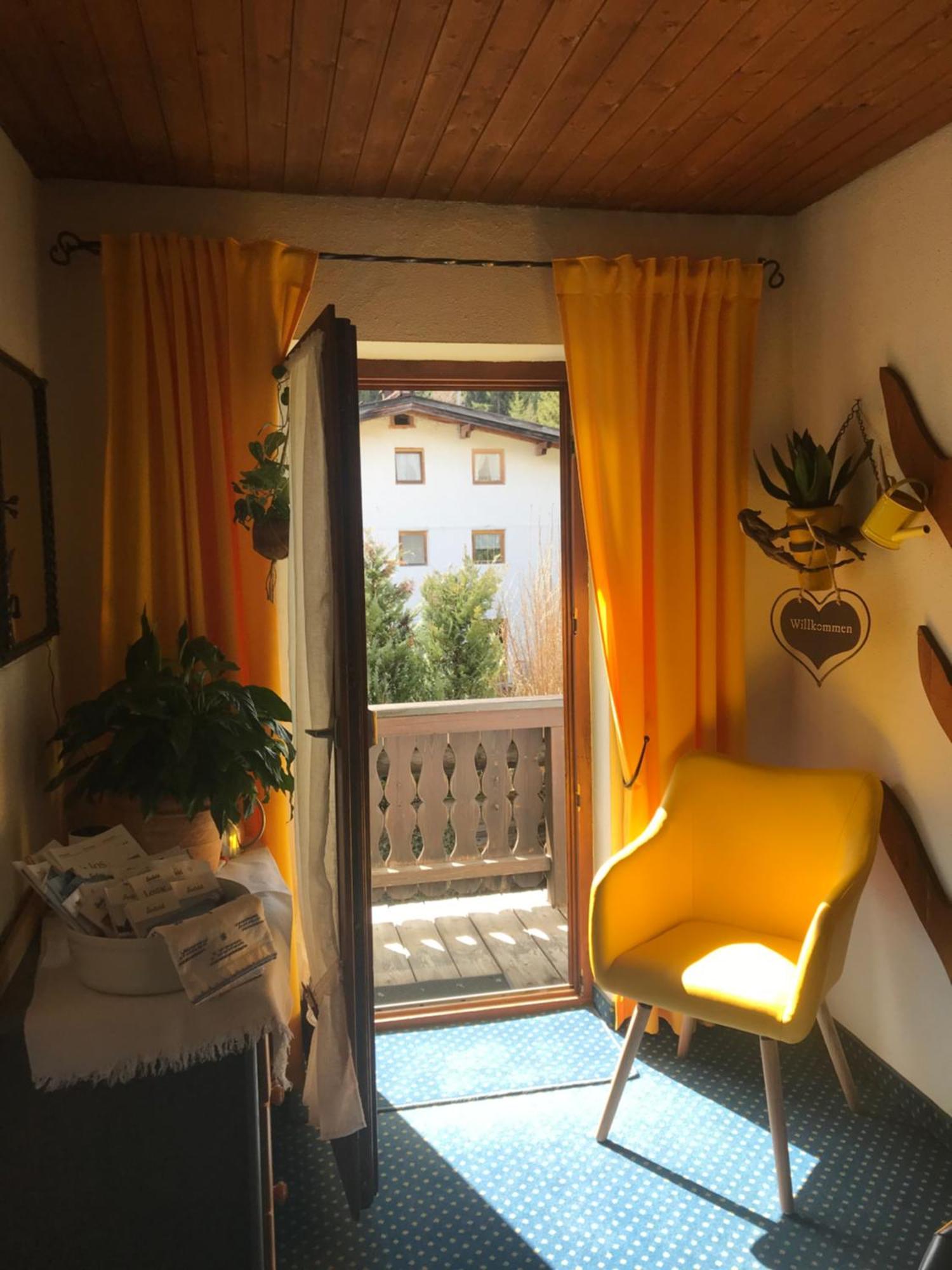 דירות ליוטאש Haus Hoher Sattel מראה חיצוני תמונה